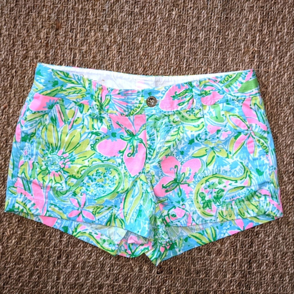 EUC Lilly Pulitzer Coconut Jungle Walsh Short size 8